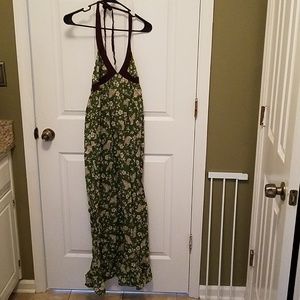 Green maxi halter top dress medium